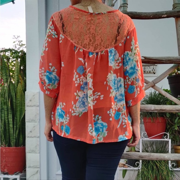 NWOT Orange Floral Top with lace at back - Picture 2 of 2